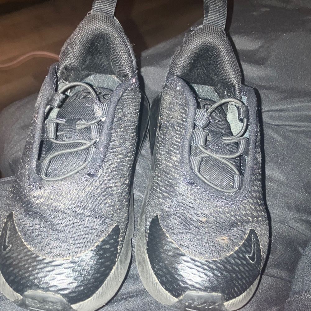 Airmax 270 toddler 9c